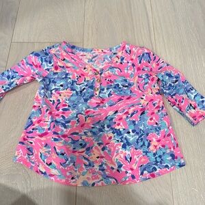 EUC Lilly Pulitzer girls top xs 2/3